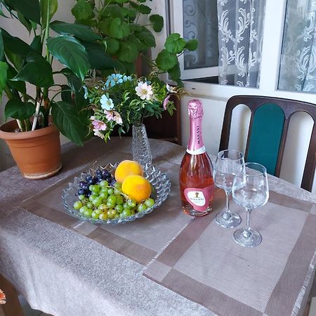Luka Apartment Tbilisi Ngoại thất bức ảnh
